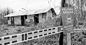 Mined school in San Carlos (Photo: Jesus Abad Colorado)