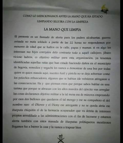 Pamphlet by La Mano Que Limpia